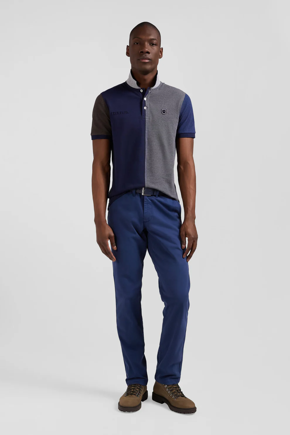 Featured image for “Pantalon chino bleu en gabardine de coton stretch coupe Regular Eden Park”