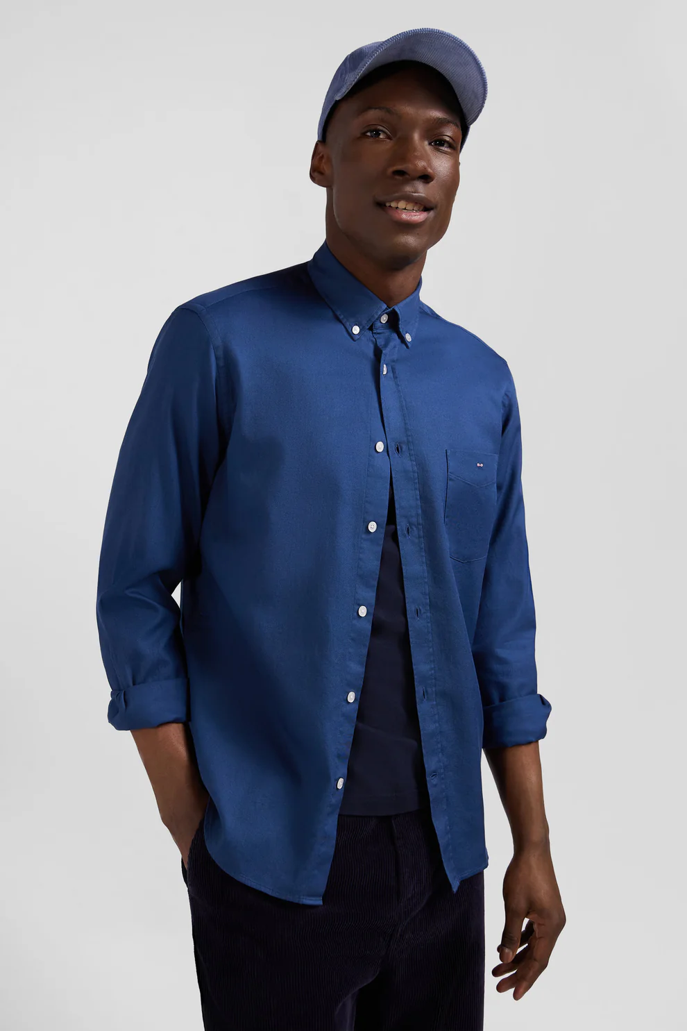 Featured image for “Chemise en piqué coton unie bleue coupe Regular”