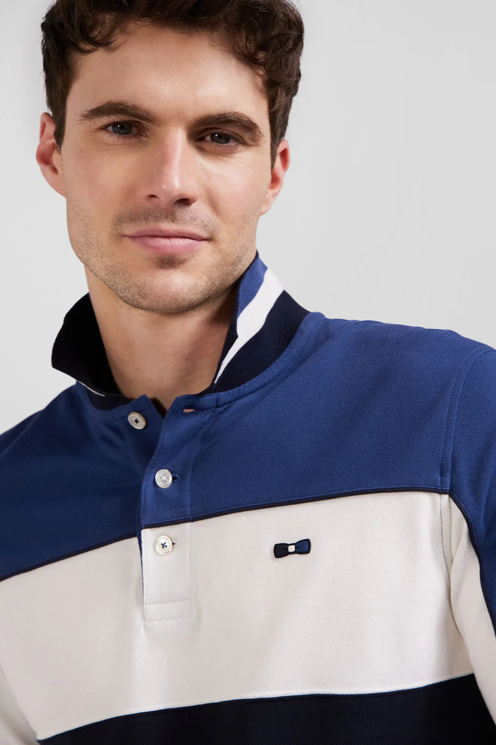 Featured image for “Polo manches longues tricolore en piqué coton bleu coupe Regular Eden Park”