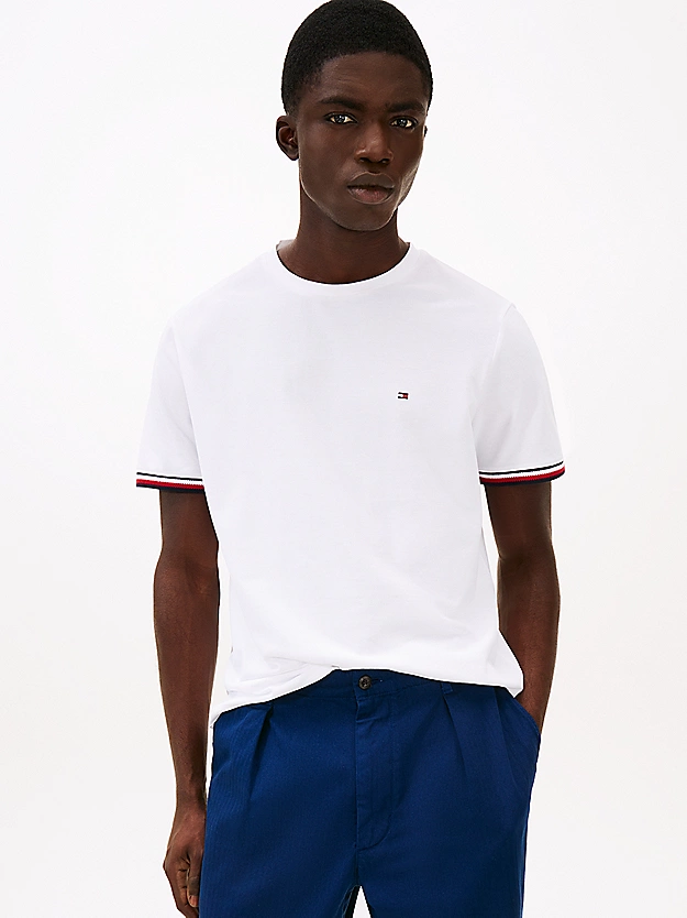 Featured image for “T-shirt à col ras-du-cou Tommy Hilfiger”