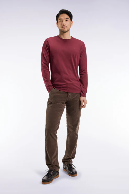 Featured image for “Pantalon chino sans plis en velours stretch kaki Eden Park”