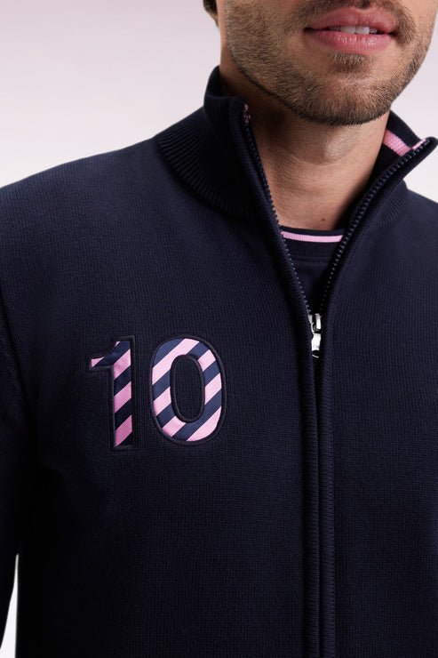 Featured image for “Cardigan zippé en coton marine broderie 10 marine coupe droite Coupe droite Eden Park”