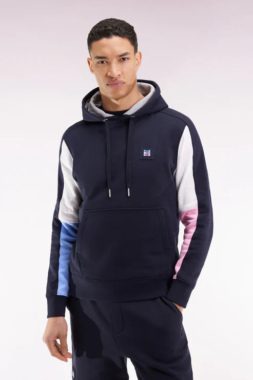 Featured image for “Sweatshirt à capuche marine découpes manches contrastées Eden Park”