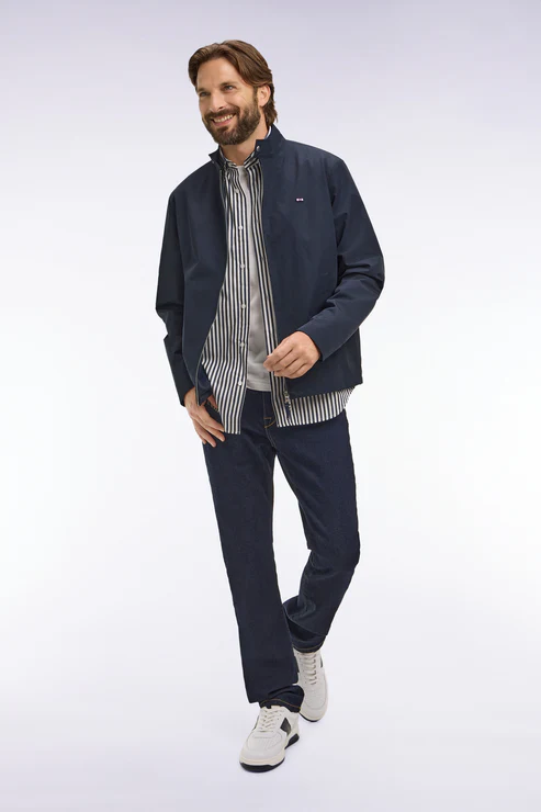 Featured image for “Blouson à col motard en nylon marine Eden Park”