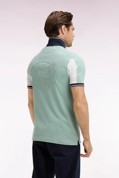 Featured image for “Polo à manches courtes en coton vert d'eau brodé coupe regular Eden Park”