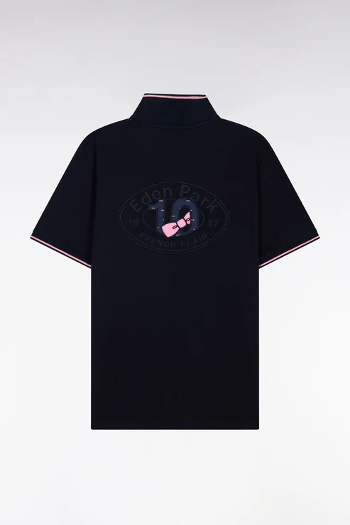 Featured image for “Polo à manches courtes en piqué coton marine broderie dos Eden Park”