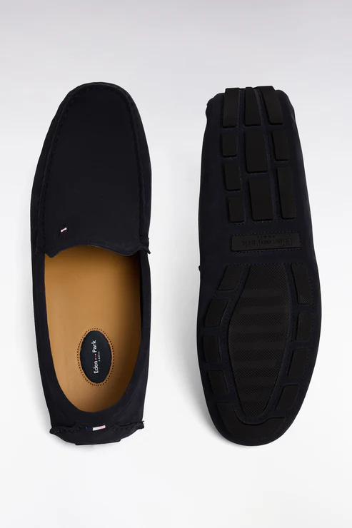 Featured image for “Mocassins en cuir suédé bleu marine Eden Park”