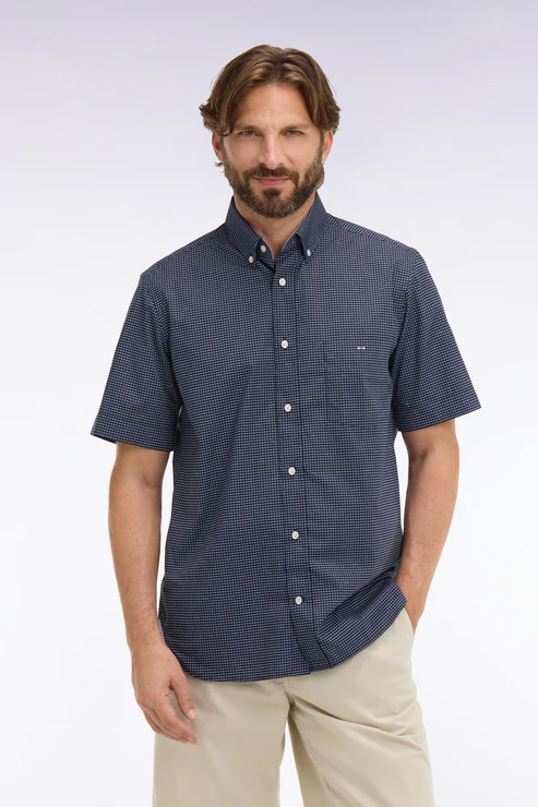 Featured image for “Chemise à manches courtes en coton marine à micromotifs bleu ciel Eden Park”