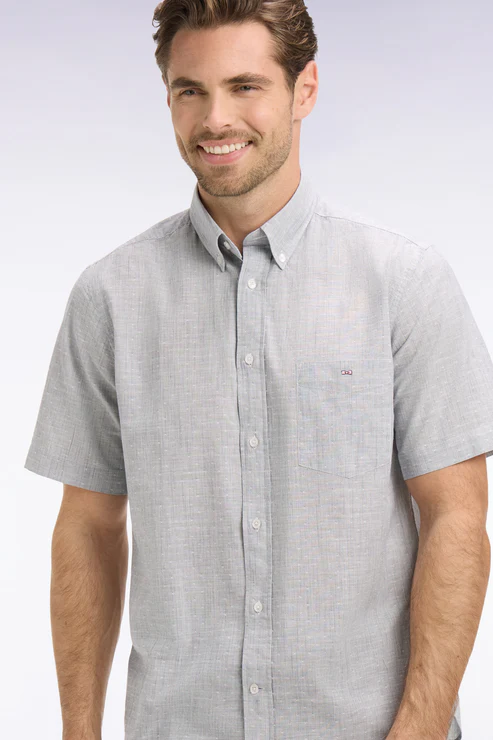 Featured image for “Chemise à manches courtes en coton jacquard rayé marine Eden Park”