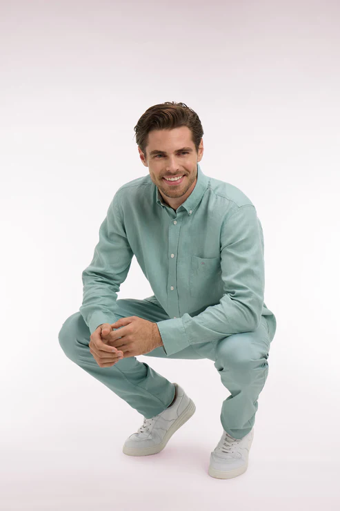 Featured image for “Chemise droite en lin vert d'eau Eden Park”