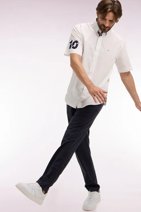 Featured image for “Chemise à manches courtes en coton blanc XV de France Eden Park”