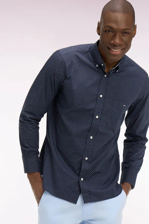 Featured image for “Chemise en popeline de coton bleu ciel à micromotifs coupe regular Eden Park”