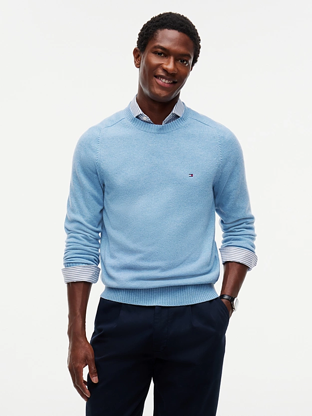 Featured image for “Pull en pure laine d'agneau à col ras-du-cou Tommy Hilfiger”