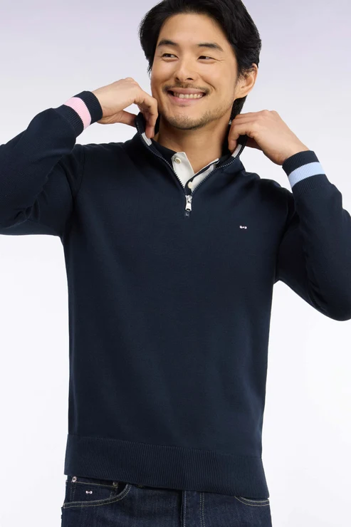 Featured image for “Pull col camionneur zippé en coton marine brodé coupe droite Eden Park”