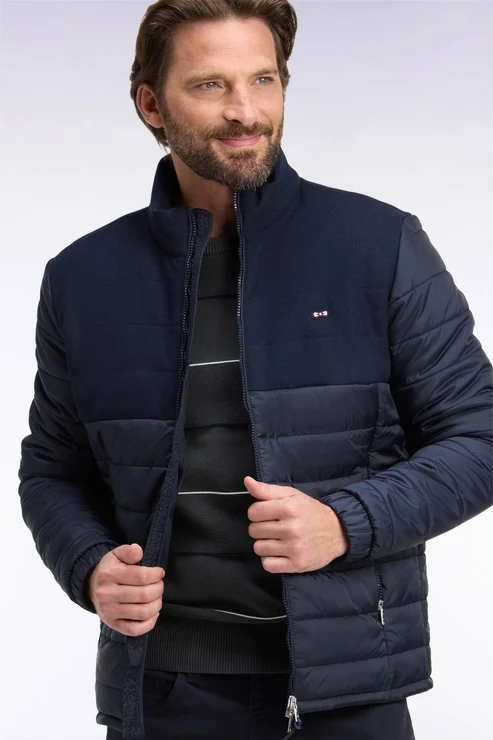 Featured image for “Doudoune bimatière en nylon et flanelle marine Eden Park”