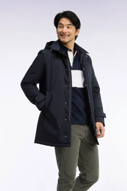 Featured image for “Imperméable en nylon marine avec capuche amovible Eden Park”