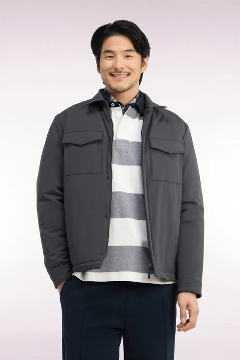 Featured image for “Surchemise en nylon stretch kaki coupe droite Eden Park”