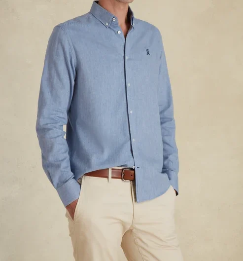 Featured image for “Chemise Slim en flanelle bleu ciel Vicomte Arthur”