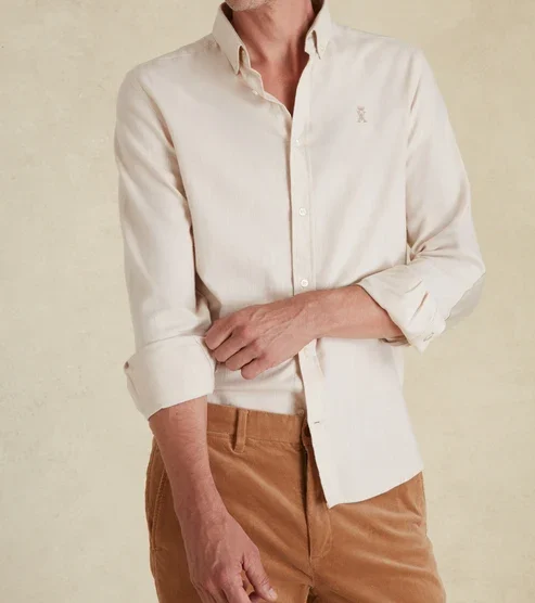 Featured image for “Chemise Slim en flanelle beige Vicomte Arthur”