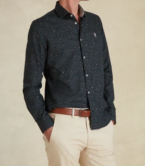 Featured image for “Chemise Slim à Imprimé kaki à fleurs Vicomte Arthur”