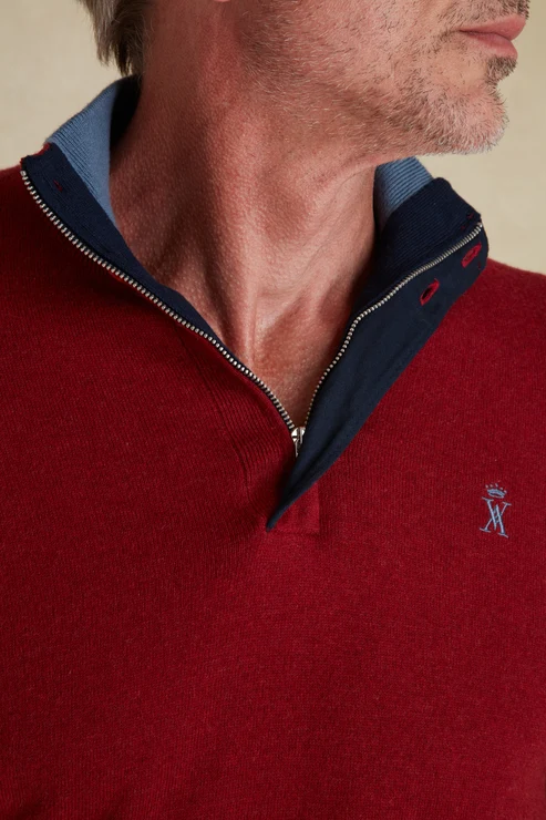 Featured image for “Pull Demi Zippé rouge Vicomte Arthur”
