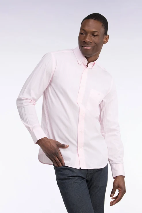 Featured image for “Chemise en coton tissé blanc à rayures roses, coupe droite Eden Park”